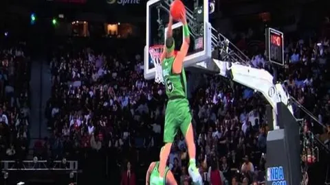 大乐透期号专家推荐：莫摩斯主场预测